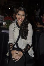 Sonam Kapoor at the launch of WIFT India in Taj Land_s End, Mumbai on 6th March 2012 (43).JPG